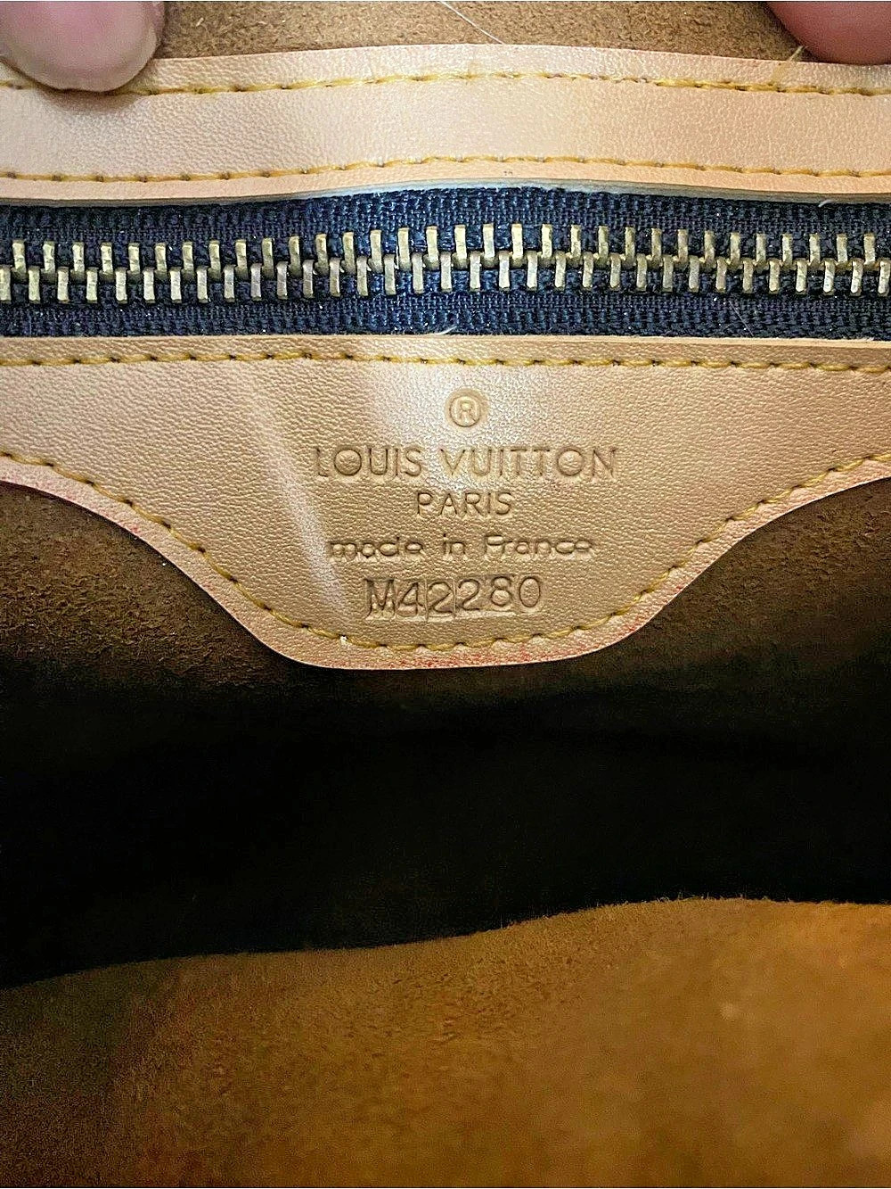 Louis Vuitton Looping MM Monogram Shoulder Bag Brown - Picture 8 of 11